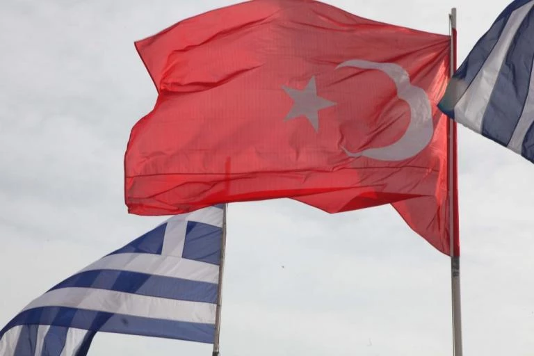 Στρατιά Τούρκων στην Ελλάδα!-Συγκλονιστικά στοιχεία!